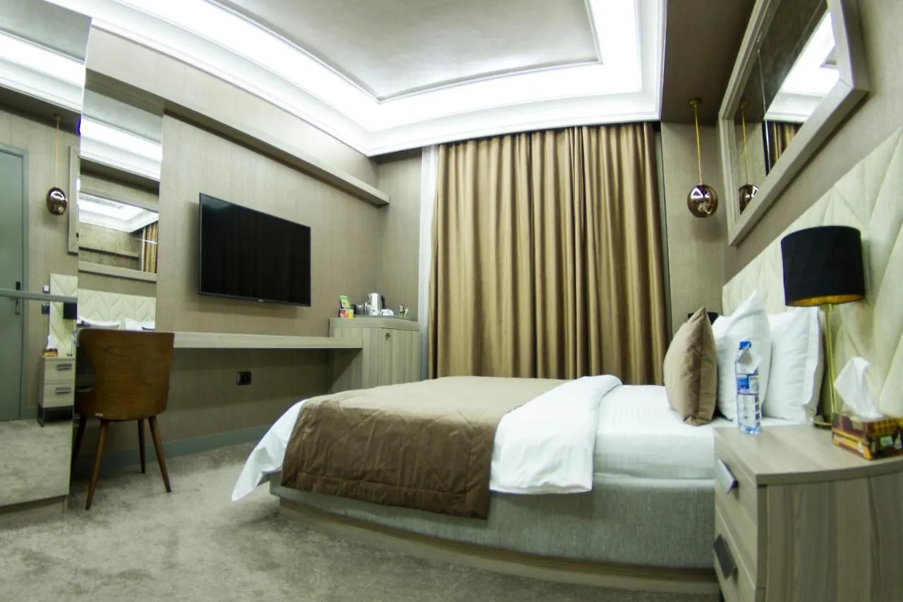 Home Boutique Hostel Bakü