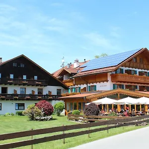 https://helmerhof.com-bavaria.com